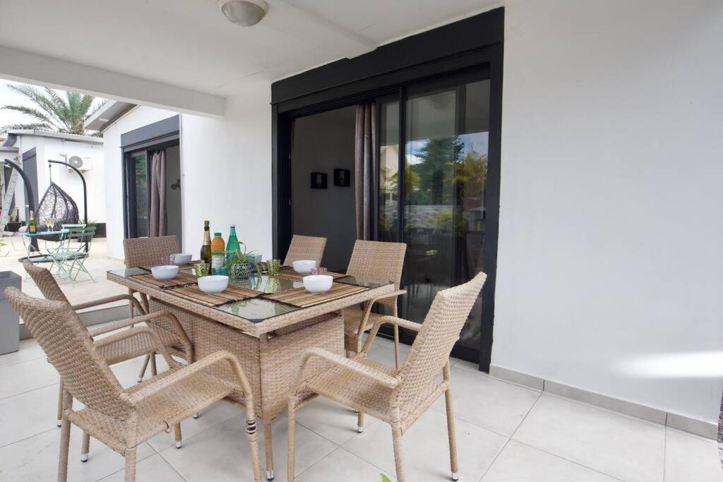 Villa Du Beau Vallon 2 Jacuzzi Privatif Et Piscine Chauffee Partagee Saint-Benoît Kültér fotó